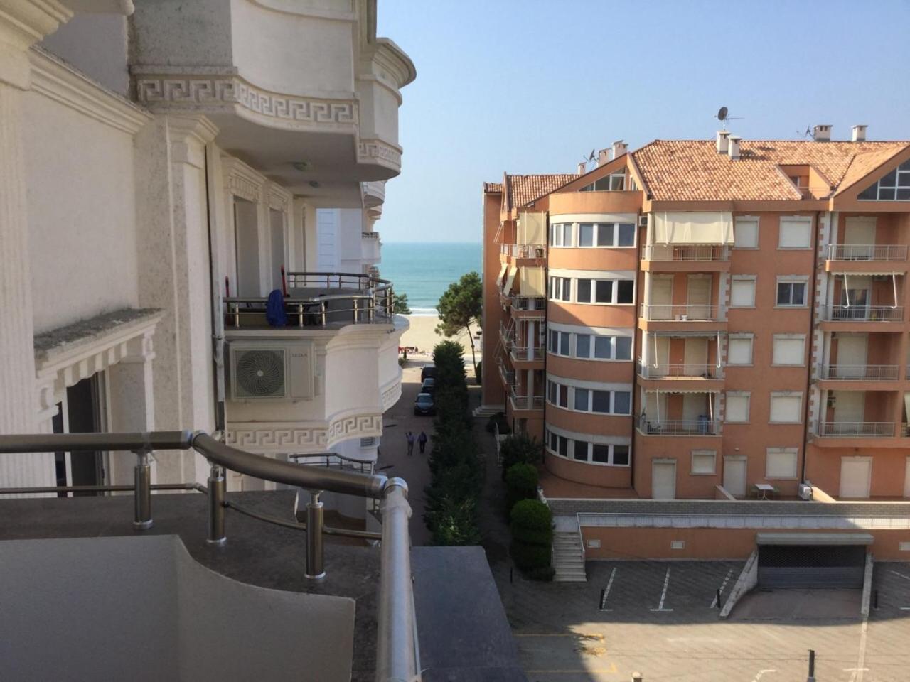 Kk Fafa Apartments Golem  Exteriér fotografie